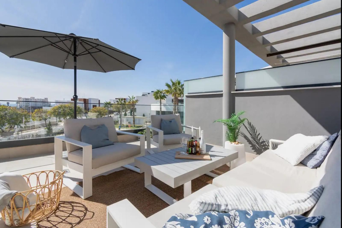 Exclusieve duplex-penthouse met privé dakterras in Estepona in Estepona - foto 5