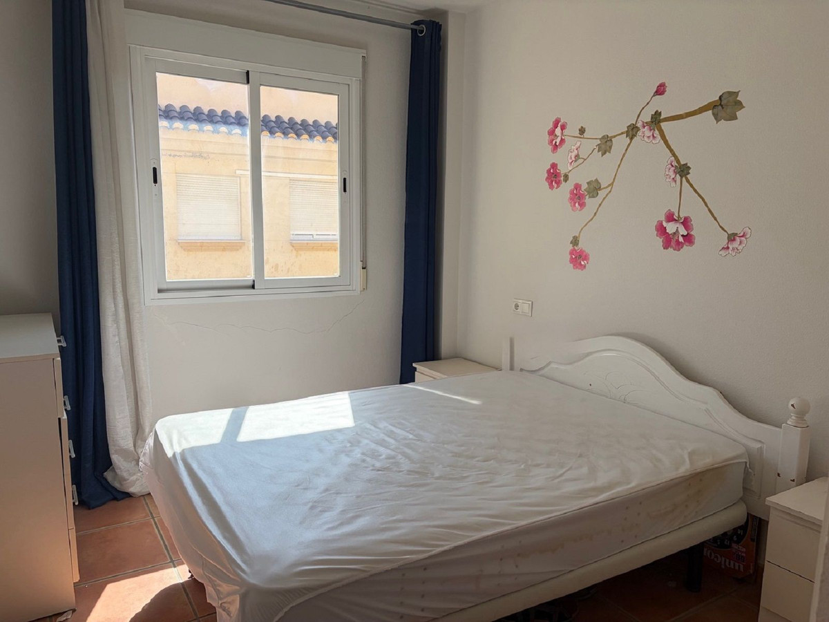 Penthouse met 1 slaapkamer in El Morche met balkon, 30 m² solarium en parkeerplaats in El Morche - foto 6