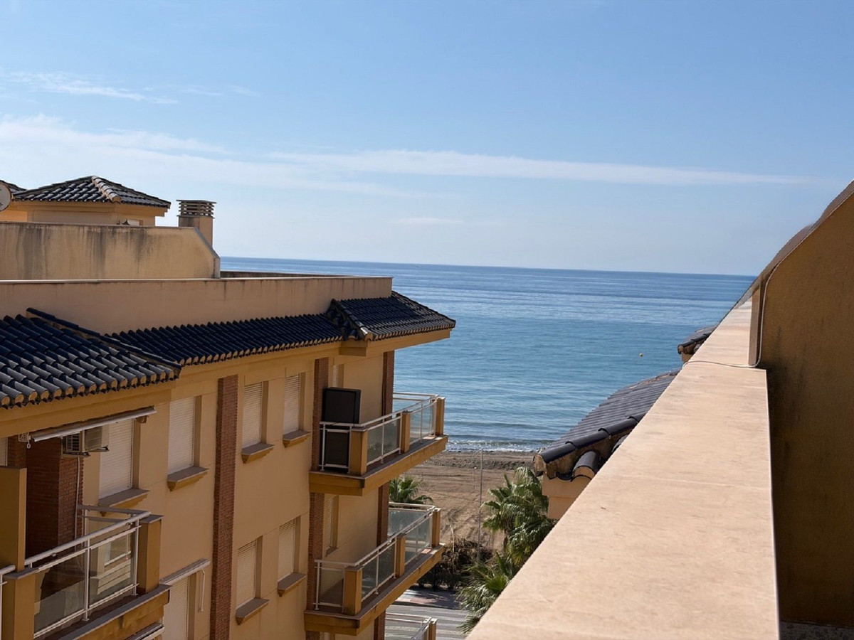 Penthouse met 1 slaapkamer in El Morche met balkon, 30 m² solarium en parkeerplaats in El Morche - foto 10
