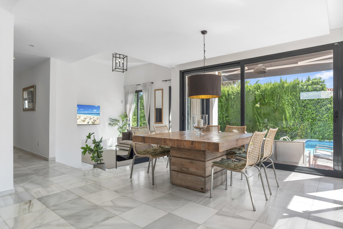 Villa met 6 slaapkamers in Nueva Andalucía, Marbella in Nueva Andalucía - foto 9