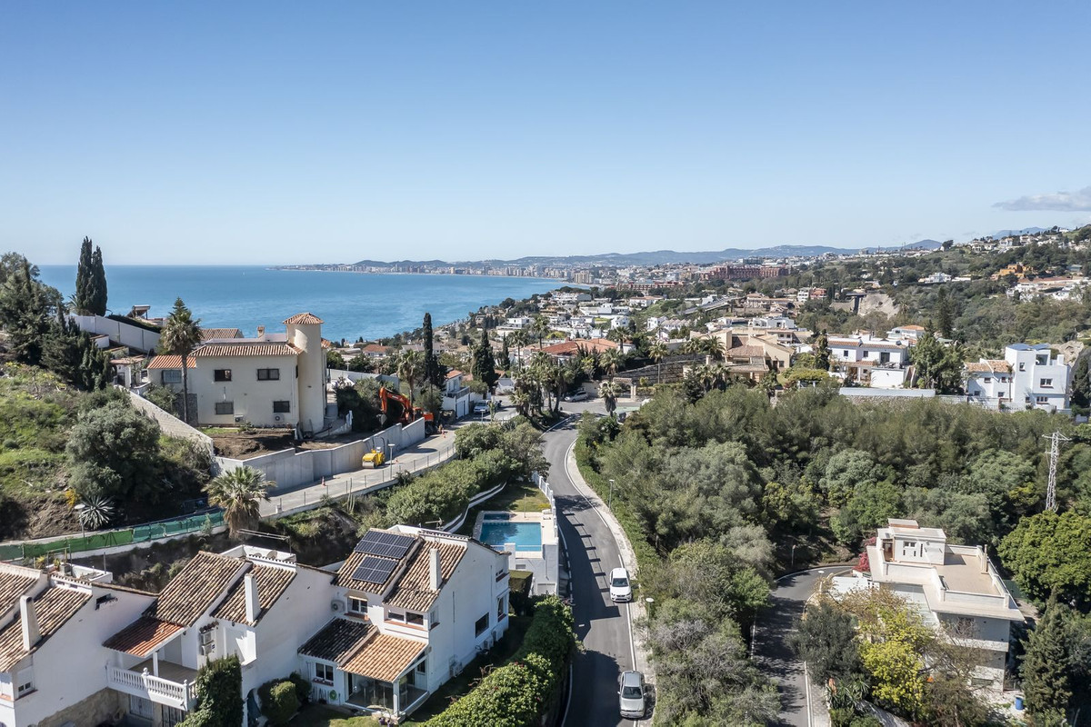 Exclusieve villa met privézwembad en onafhankelijk appartement in Torremuelle, Benalmádena in Benalmadena - foto 7