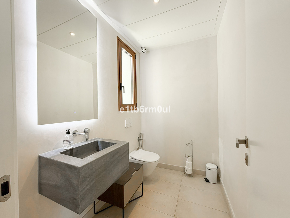 4 bedroom House in The Golden Mile in The Golden Mile - foto 19