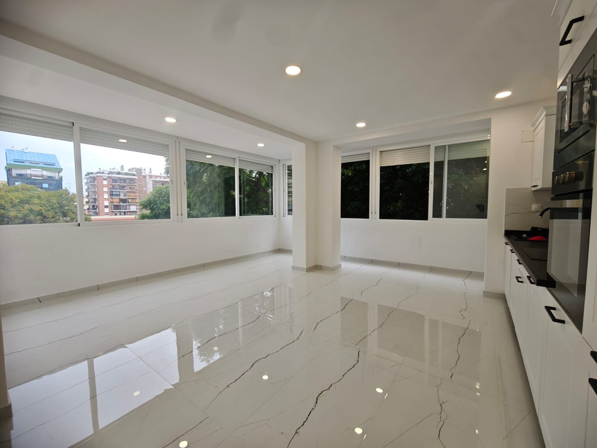 Appartement met 2 slaapkamers in Marbella in Marbella - foto 2