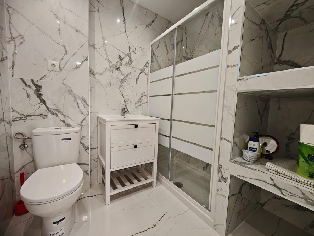 Appartement met 2 slaapkamers in Marbella in Marbella - foto 11