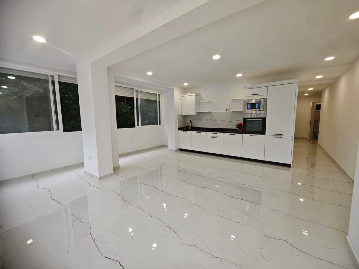 Appartement met 2 slaapkamers in Marbella in Marbella - foto 3