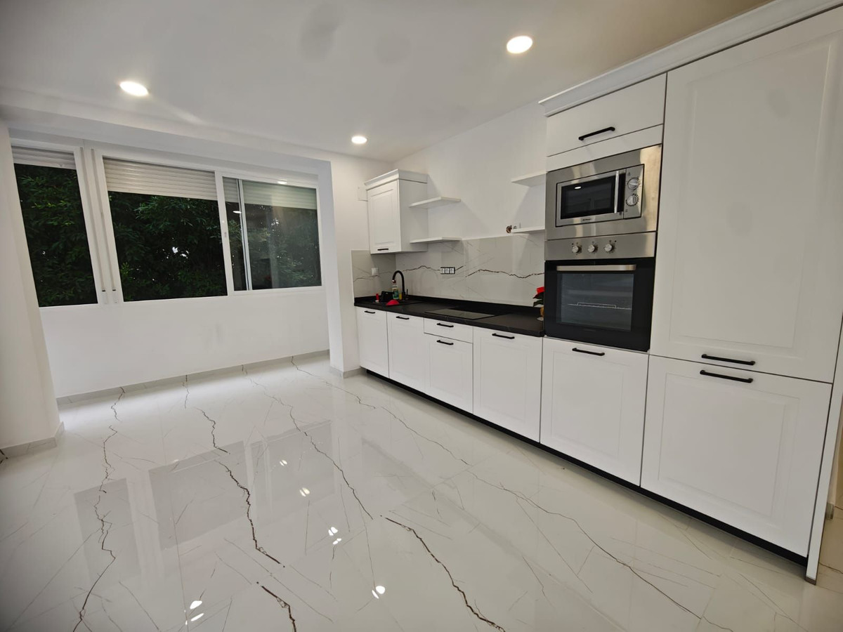Appartement met 2 slaapkamers in Marbella in Marbella - foto 5