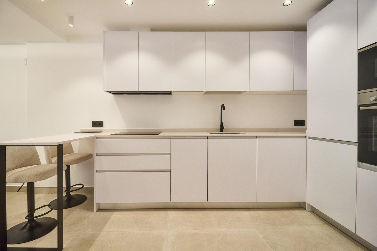 Drie-slaapkamerappartement in Fuengirola Centrum in Fuengirola - foto 12