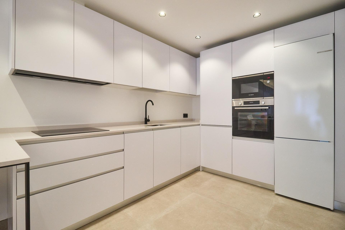 Drie-slaapkamerappartement in Fuengirola Centrum in Fuengirola - foto 19