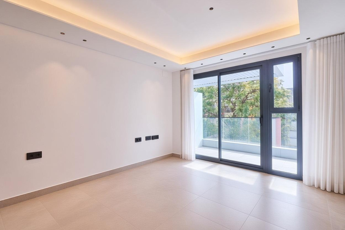Drie-slaapkamerappartement in Fuengirola Centrum in Fuengirola - foto 8