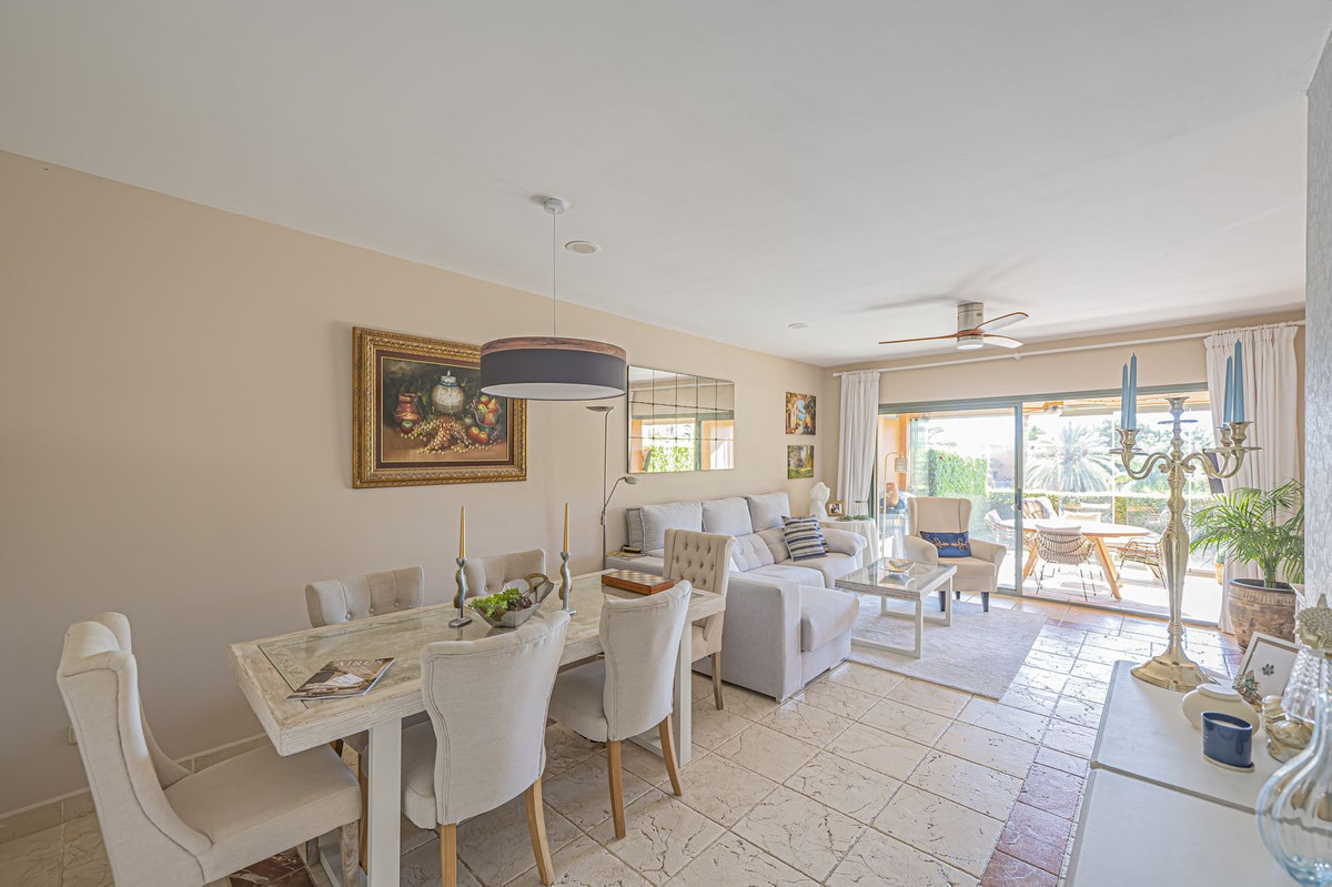 2 bedroom Apartment in Atalaya in Atalaya - foto 3