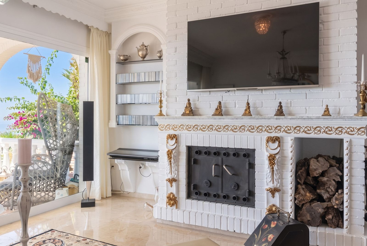 Zuidgerichte villa met 4 slaapkamers op dubbel perceel met zeezicht in La Capellanía, Benalmádena in La Capellania - foto 5