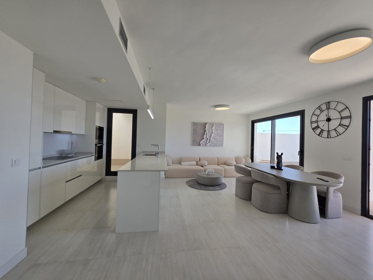 Penthouse met 3 slaapkamers in Las Olas, Estepona in Estepona - foto 8