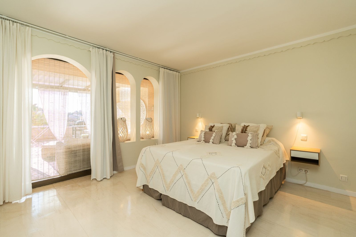 3-slaapkamer duplex-penthouse aan de golfbaan in Atalaya in Atalaya - foto 13
