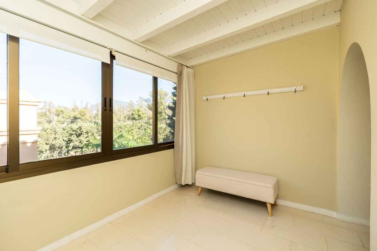 3-slaapkamer duplex-penthouse aan de golfbaan in Atalaya in Atalaya - foto 16