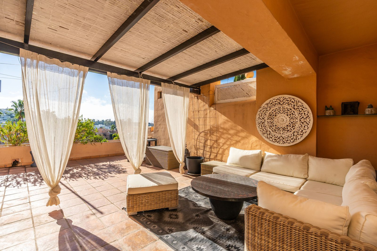 3-slaapkamer duplex-penthouse aan de golfbaan in Atalaya in Atalaya - foto 8