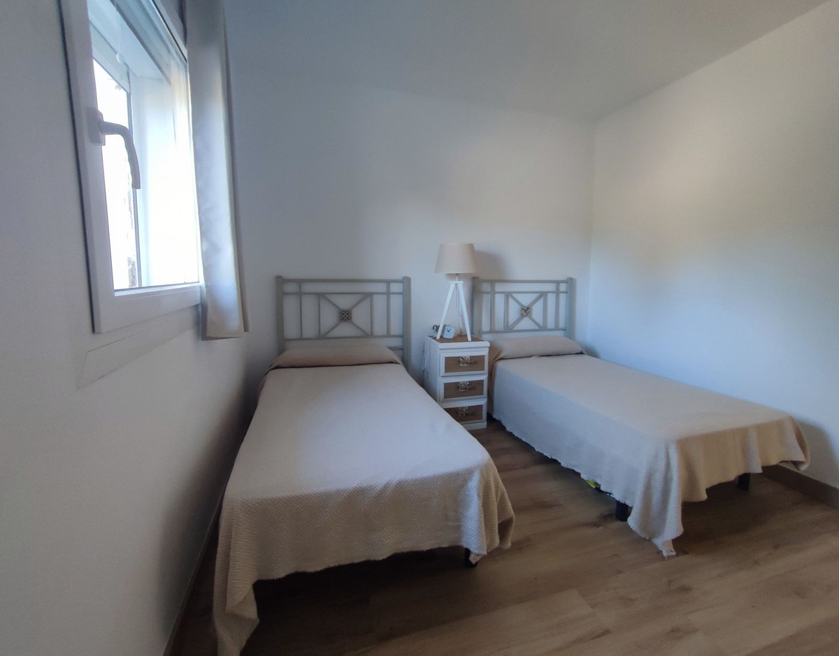 2 bedroom Apartment in Manilva in Manilva - foto 8