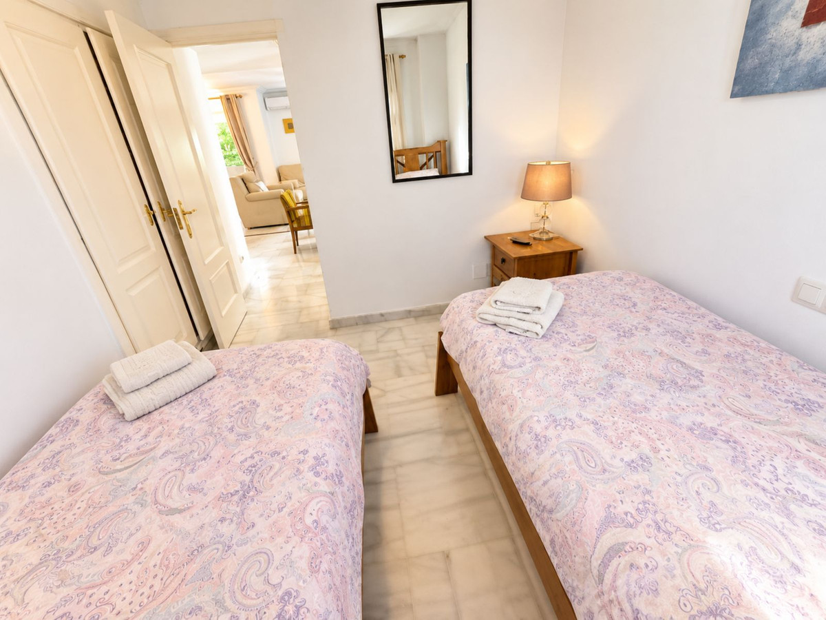 Ruime drie-slaapkamer penthouse met panoramische uitzichten – Estrella de Bahía in Casares Playa - foto 13