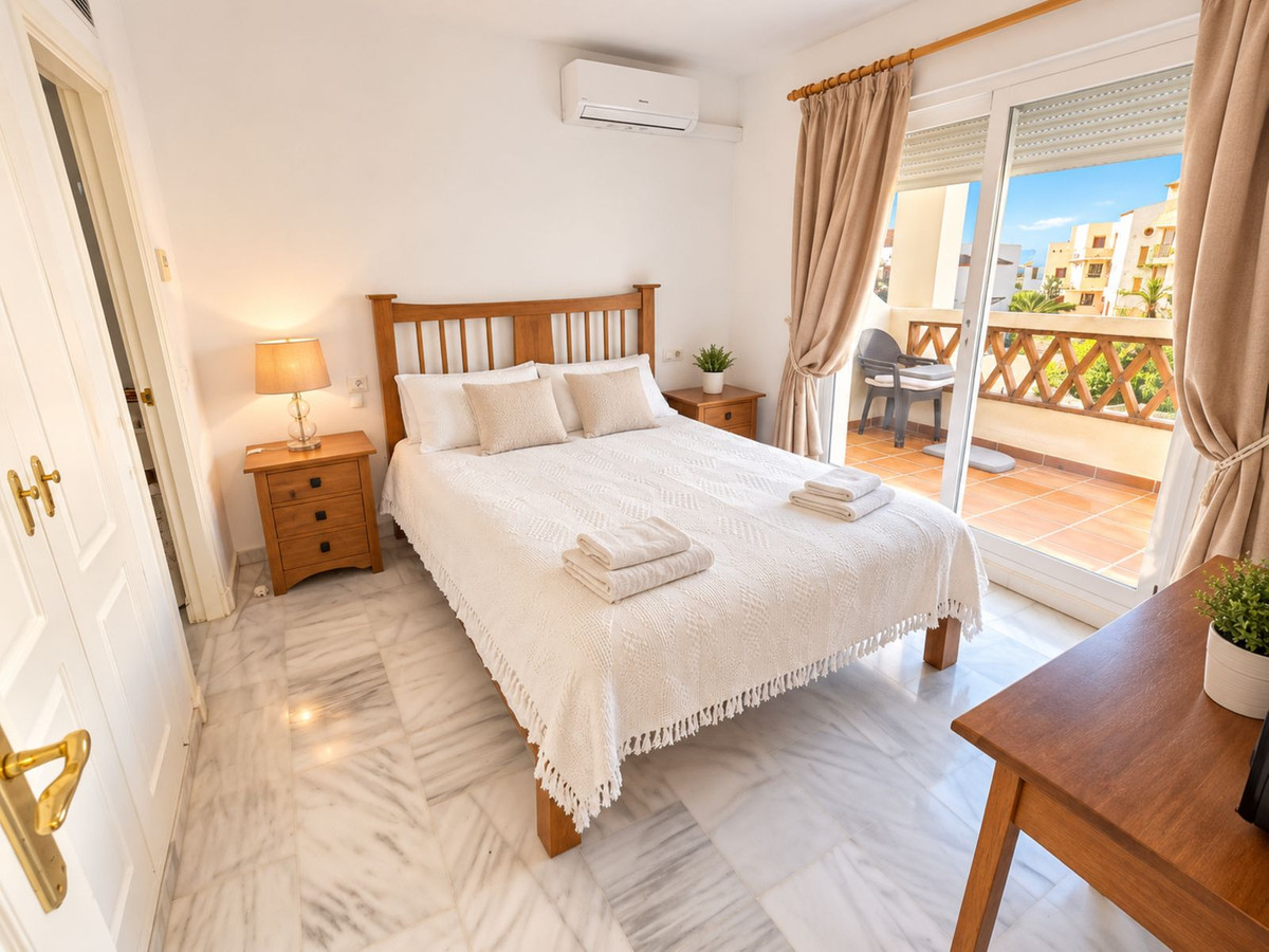 Ruime drie-slaapkamer penthouse met panoramische uitzichten – Estrella de Bahía in Casares Playa - foto 15