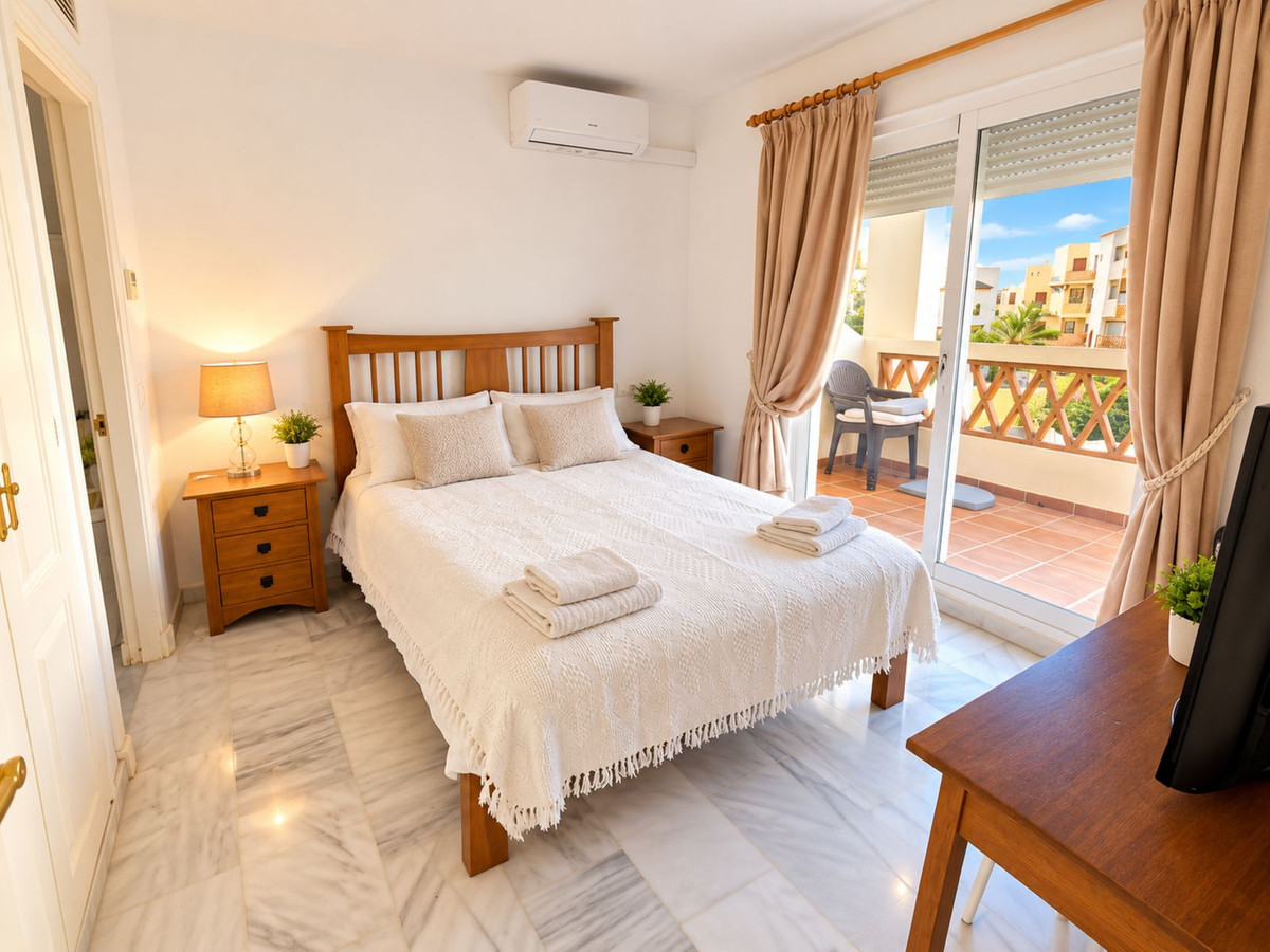 Ruime drie-slaapkamer penthouse met panoramische uitzichten – Estrella de Bahía in Casares Playa - foto 16