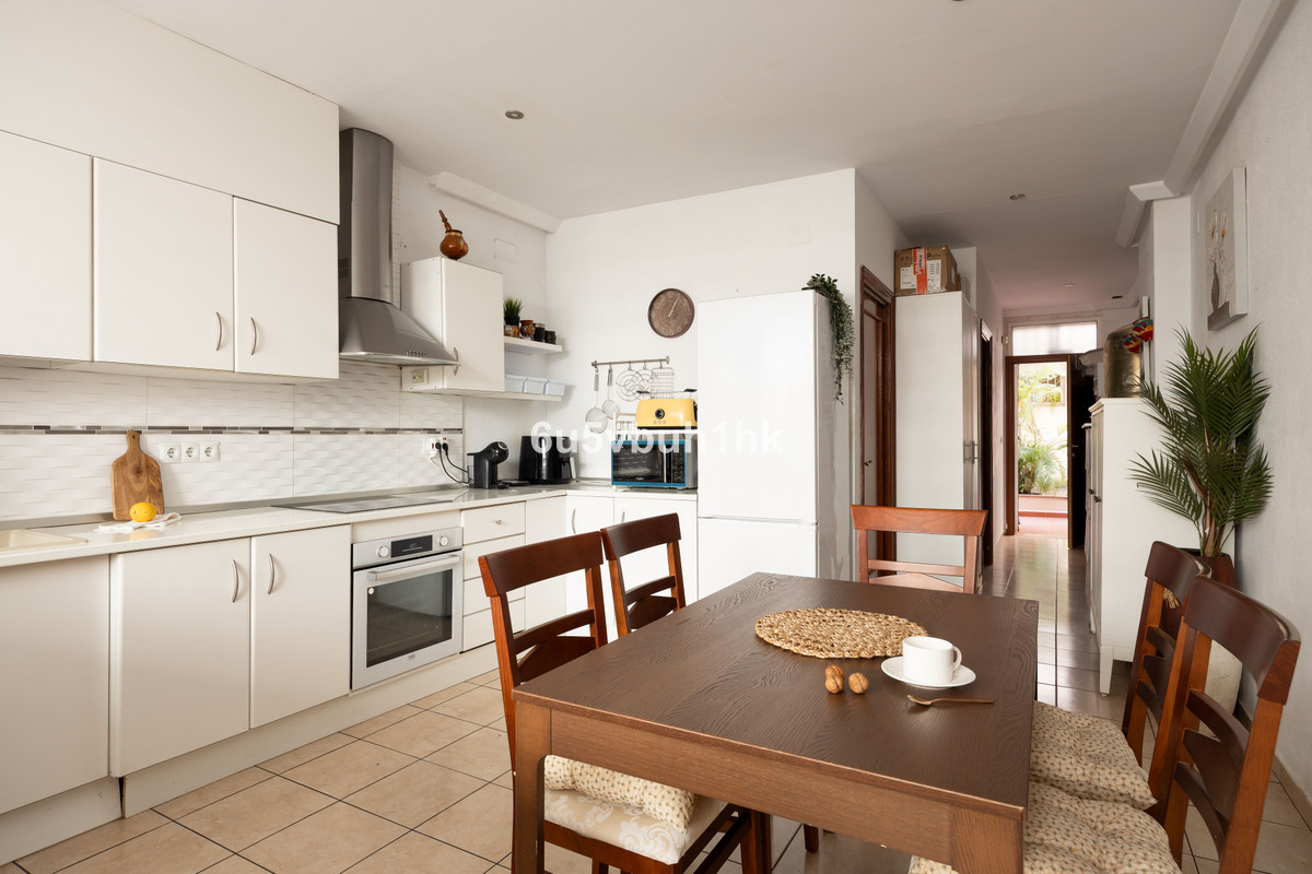 1 bedroom Apartment in Fuengirola in Fuengirola - foto 3