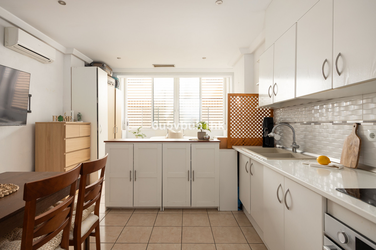1 bedroom Apartment in Fuengirola in Fuengirola - foto 4