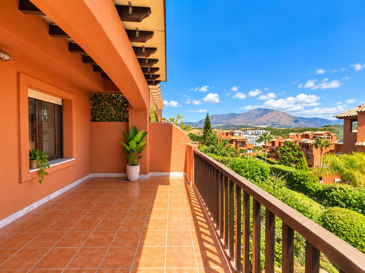 3-slaapkamer duplex penthouse met zeezicht in Estepona in Estepona - foto 16