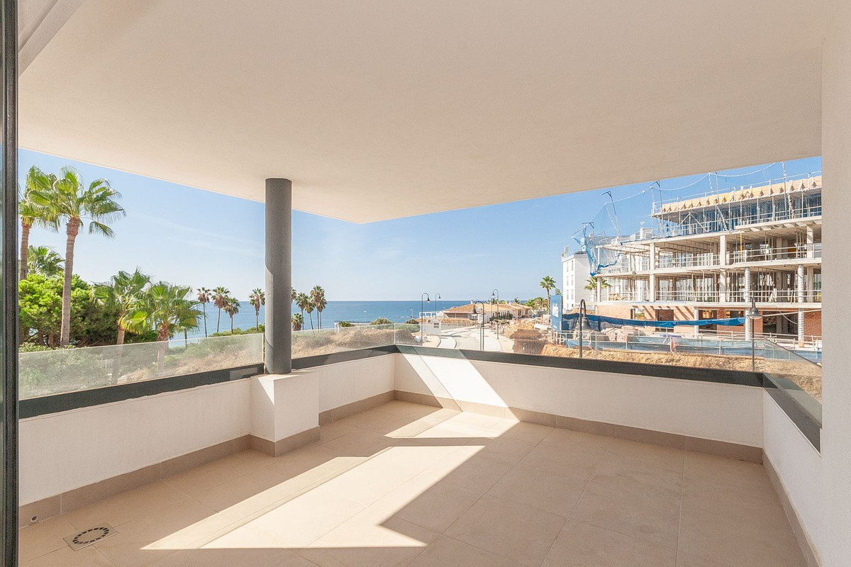 3 bedroom Apartment in El Chaparral in El Chaparral - foto 2
