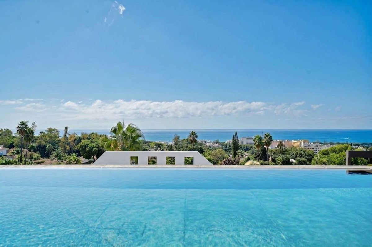 Drie-slaapkamerappartement in Marbella in Marbella - foto 2
