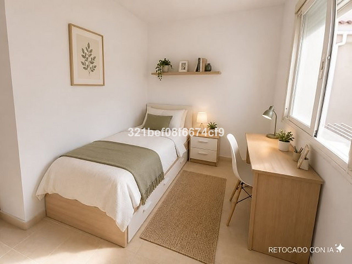 2 bedroom Apartment in San Luis De Sabinillas in San Luis de Sabinillas - foto 8