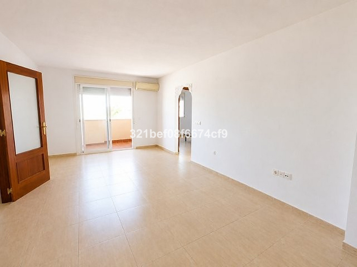 2 bedroom Apartment in San Luis De Sabinillas in San Luis de Sabinillas - foto 10