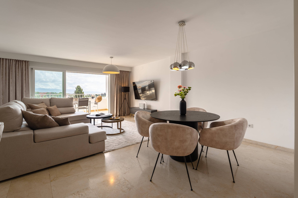 4 bedroom Apartment in Nueva Andalucía in Nueva Andalucía - foto 4