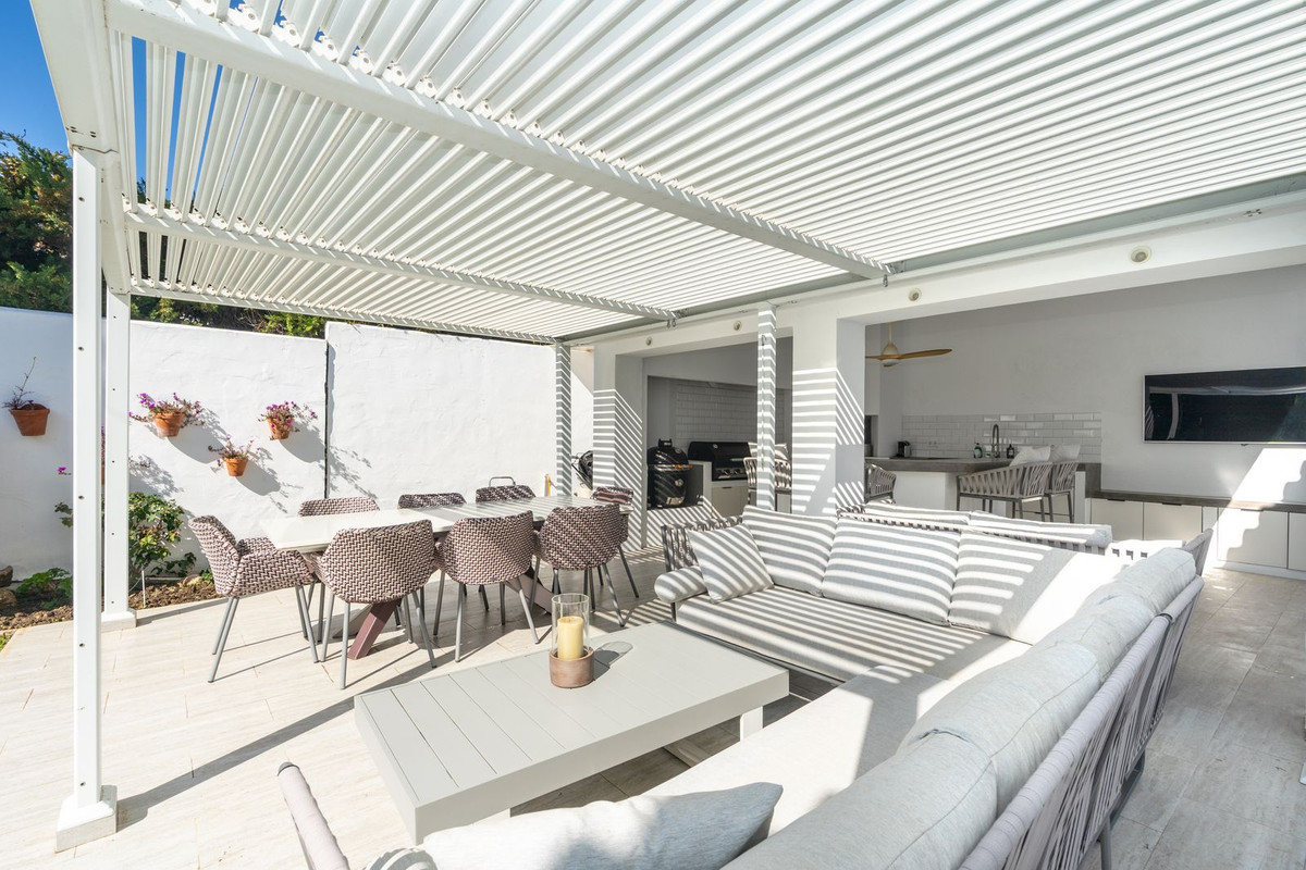 5-slaapkamer villa in Atalaya – El Pilar, El Paraíso in Atalaya - foto 5