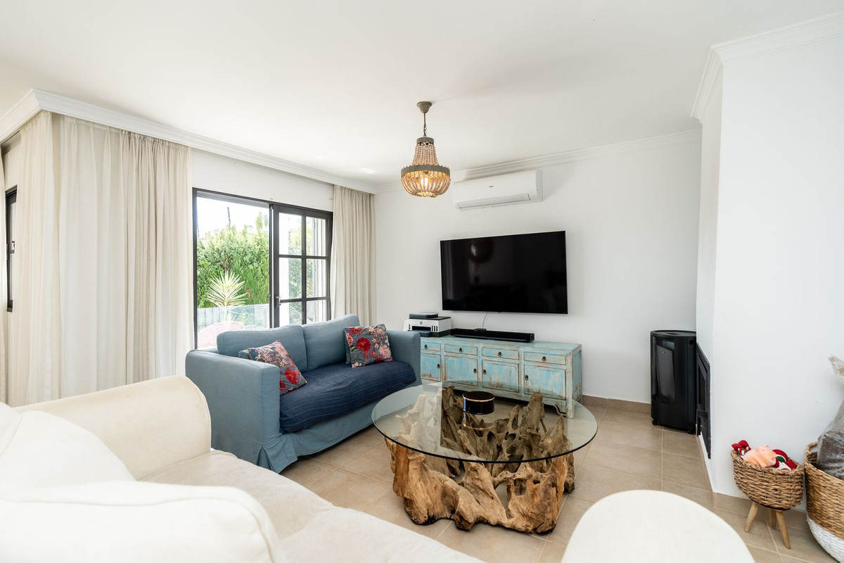 5-slaapkamer villa in Atalaya – El Pilar, El Paraíso in Atalaya - foto 7