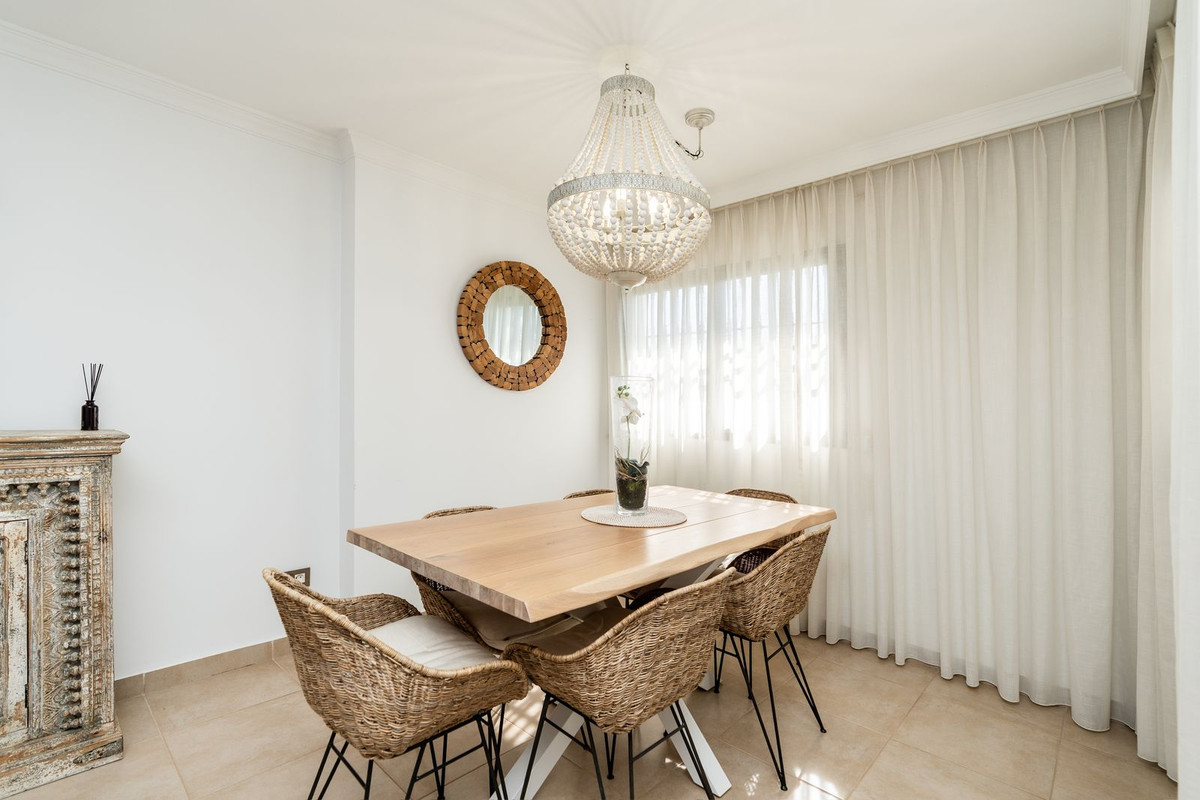 5-slaapkamer villa in Atalaya – El Pilar, El Paraíso in Atalaya - foto 9