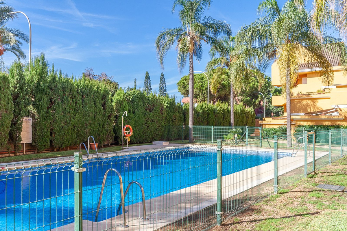 Appartement met 2 slaapkamers in Elviria in Elviria - foto 14