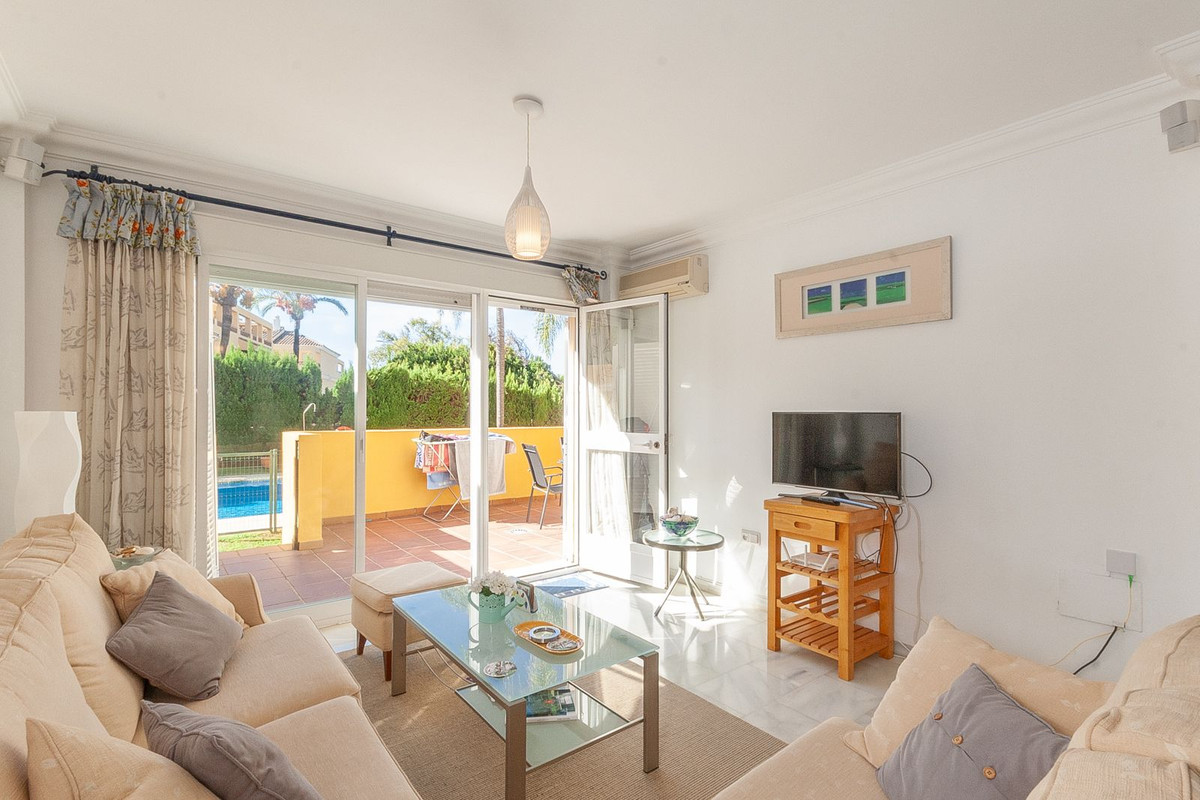 Appartement met 2 slaapkamers in Elviria in Elviria - foto 3