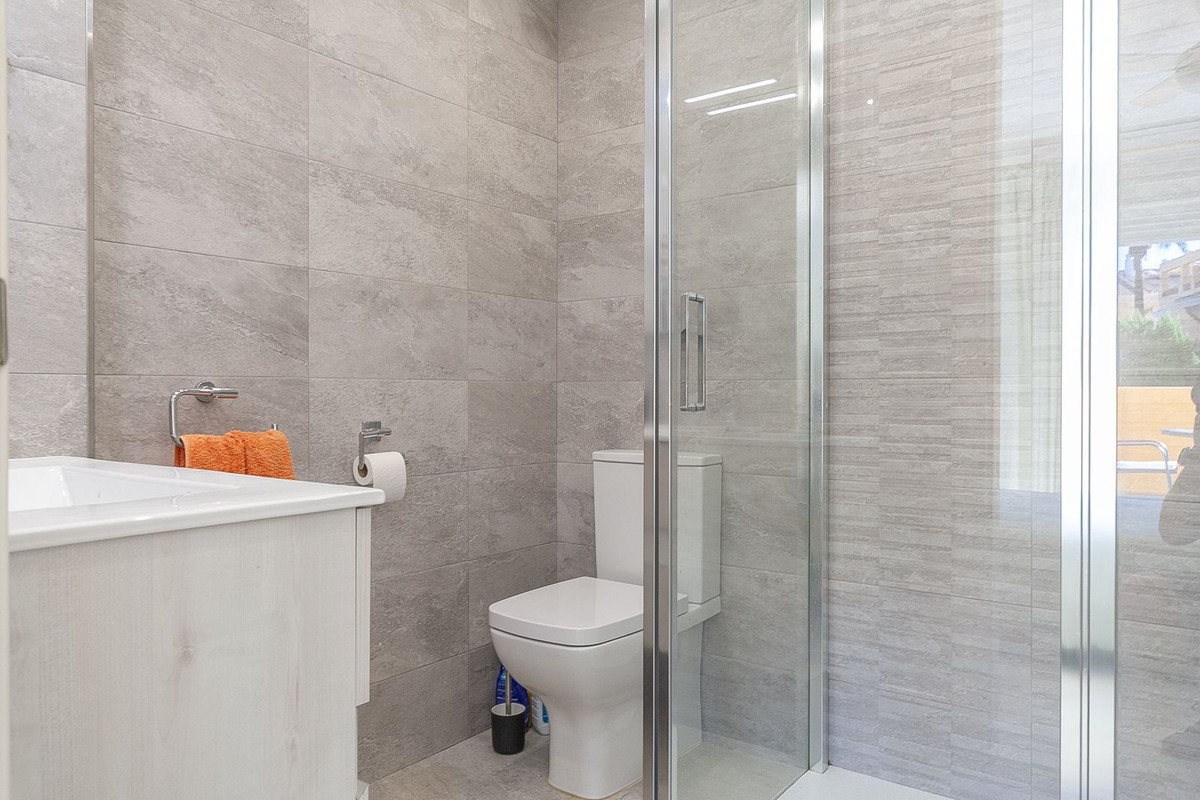 Appartement met 2 slaapkamers in Elviria in Elviria - foto 7