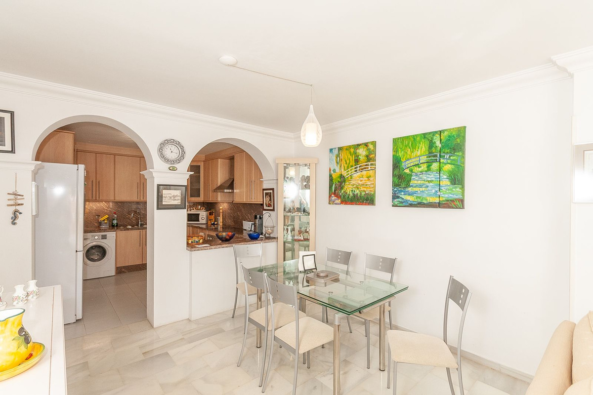 Appartement met 2 slaapkamers in Elviria in Elviria - foto 10