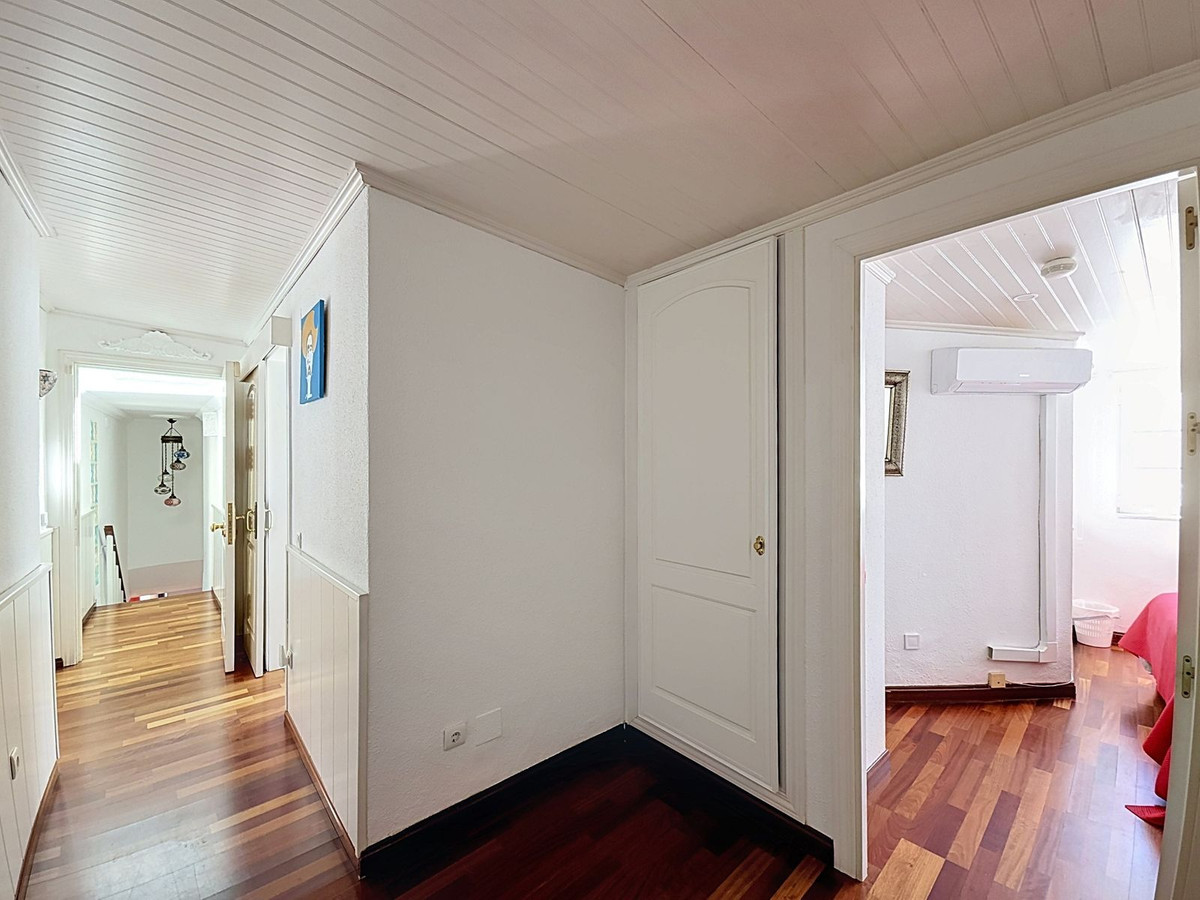 Drie-slaapkamerappartement in Málaga Centrum in Málaga Centro - foto 18
