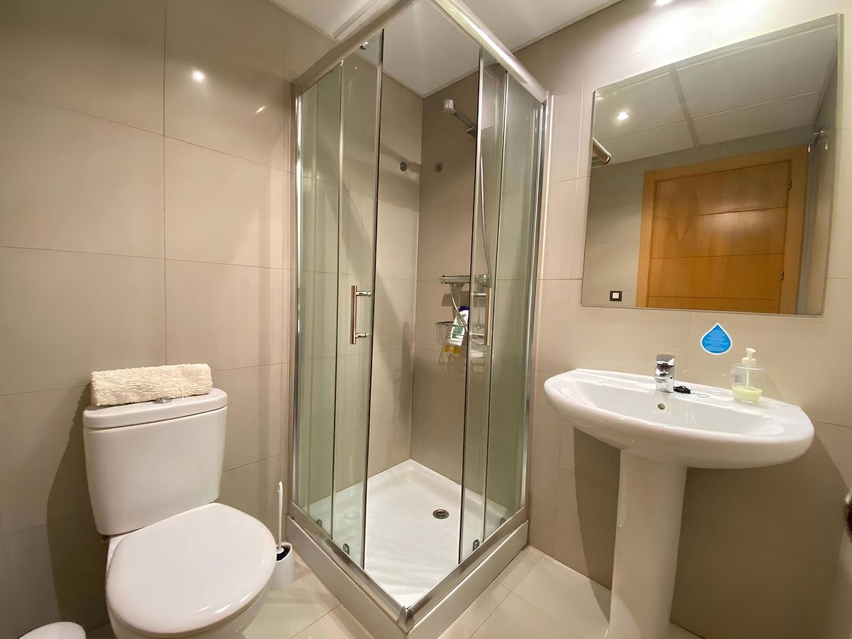 Drie-slaapkamerappartement in Estepona in Estepona - foto 12