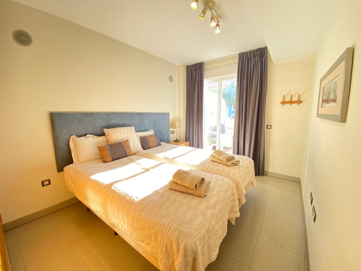 Drie-slaapkamerappartement in Estepona in Estepona - foto 13