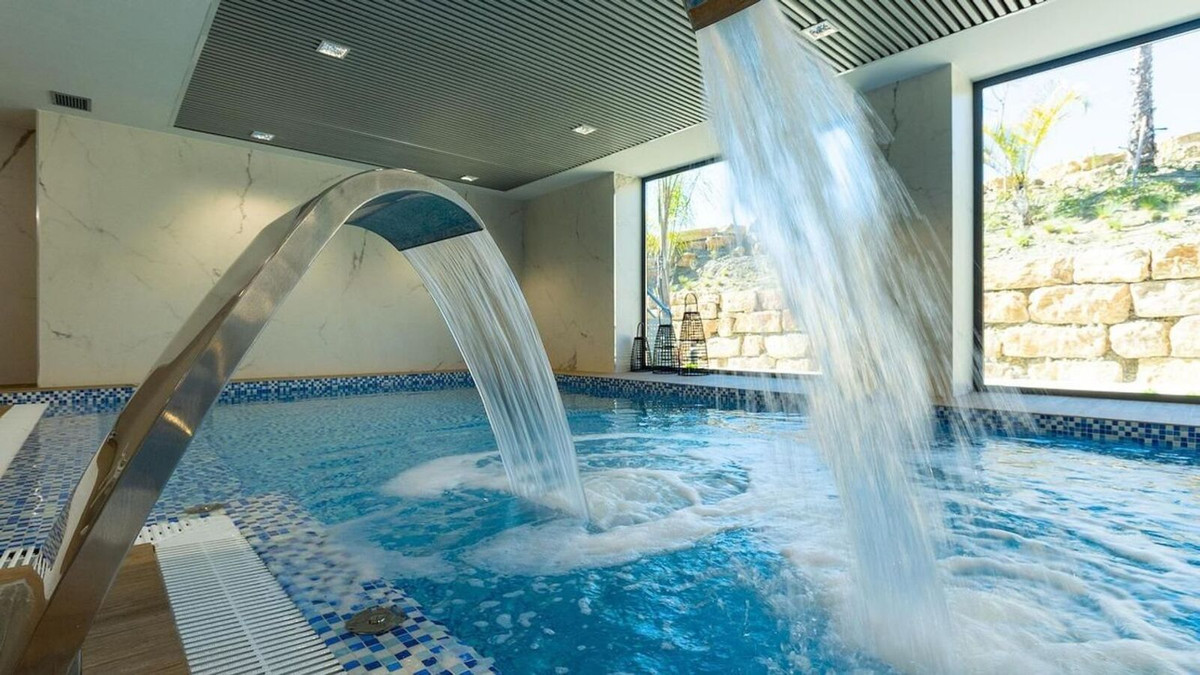 Elegant 3-slaapkamer appartement met zuidgerichte ligging in Selwo, Estepona in Estepona - foto 17