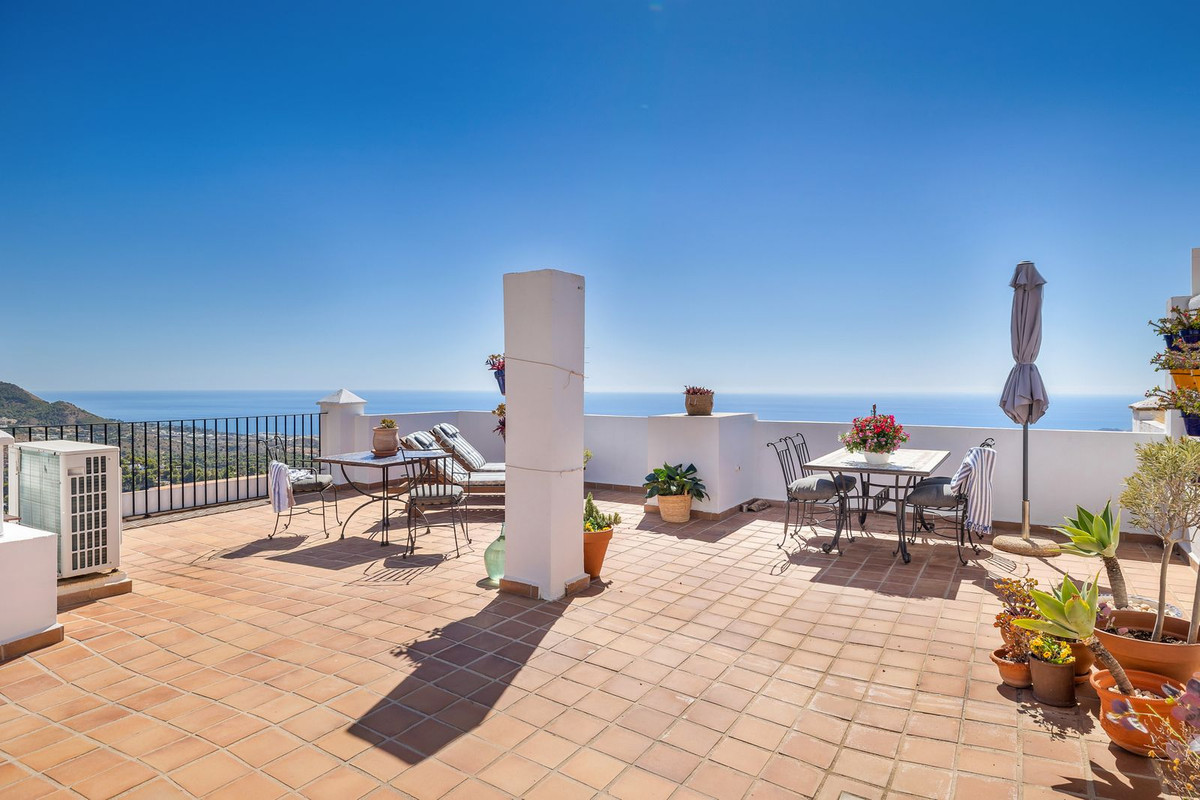 Uniek hoekpenthouse met panoramisch zee- en bergzicht in Mijas Pueblo in Mijas - foto 15