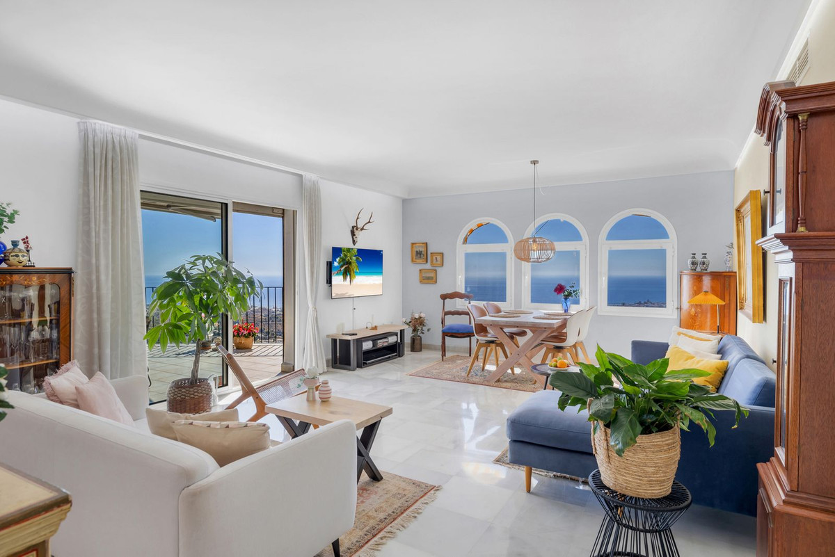 Uniek hoekpenthouse met panoramisch zee- en bergzicht in Mijas Pueblo in Mijas - foto 3