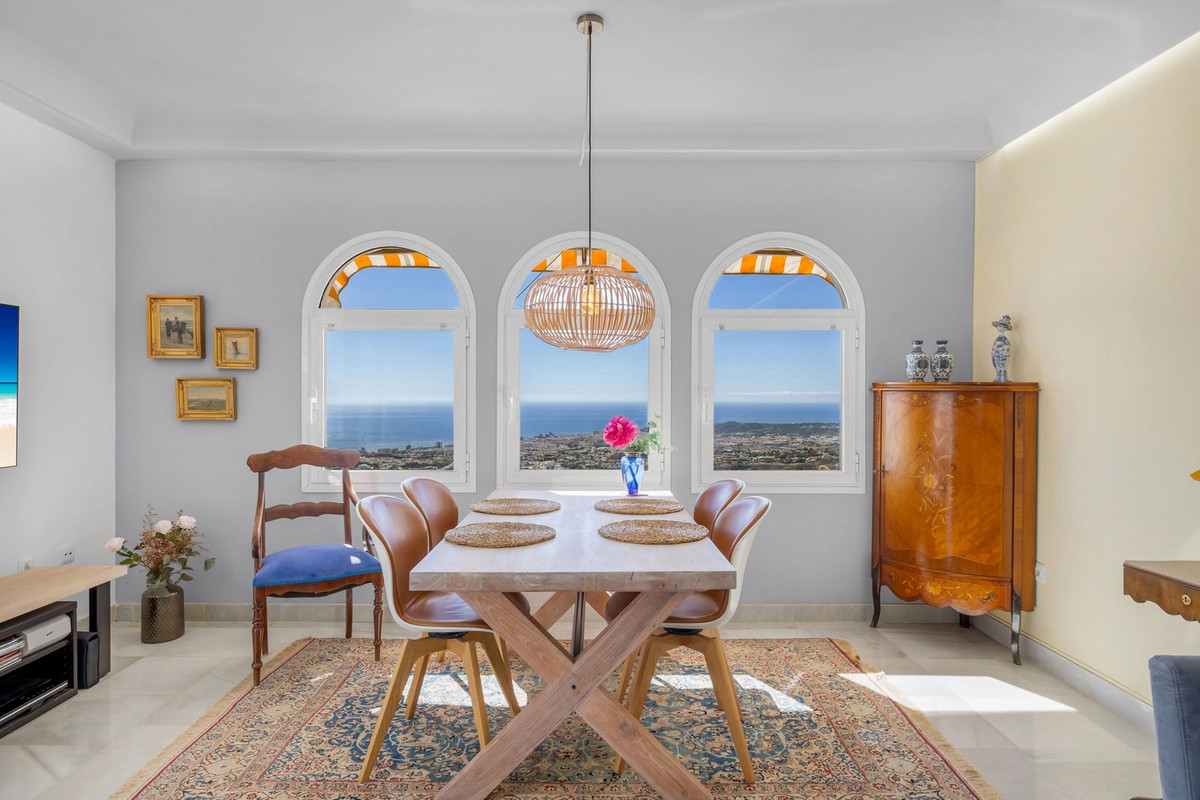 Uniek hoekpenthouse met panoramisch zee- en bergzicht in Mijas Pueblo in Mijas - foto 6