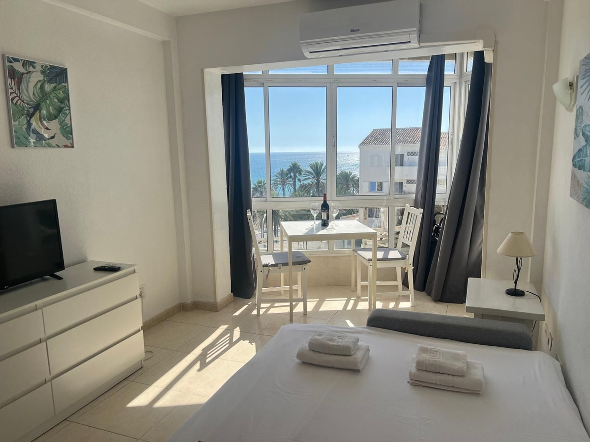 Studio met toeristische licentie in Benalmádena Costa – 30 m² met zeezicht in Benalmadena Costa - foto 2