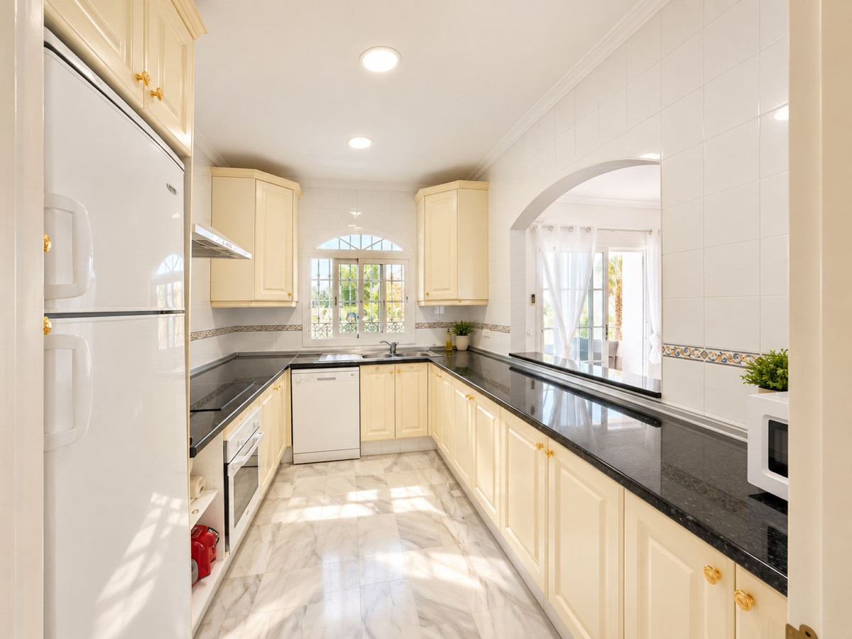 2-slaapkamer appartement op de begane grond in Estepona in Estepona - foto 12