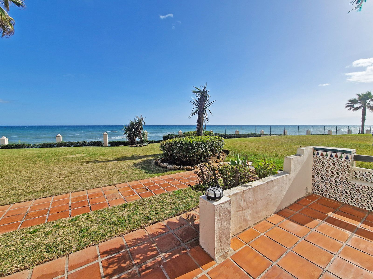 2-slaapkamer appartement aan het strand in Calahonda – Riviera del Sol in Calahonda - foto 16