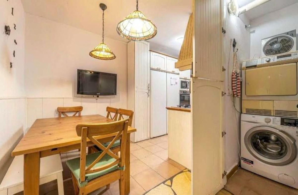 Appartement met 3 slaapkamers en 2 badkamers in Las Lagunas in Las Lagunas - foto 2