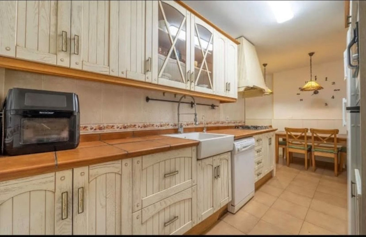 Appartement met 3 slaapkamers en 2 badkamers in Las Lagunas in Las Lagunas - foto 3